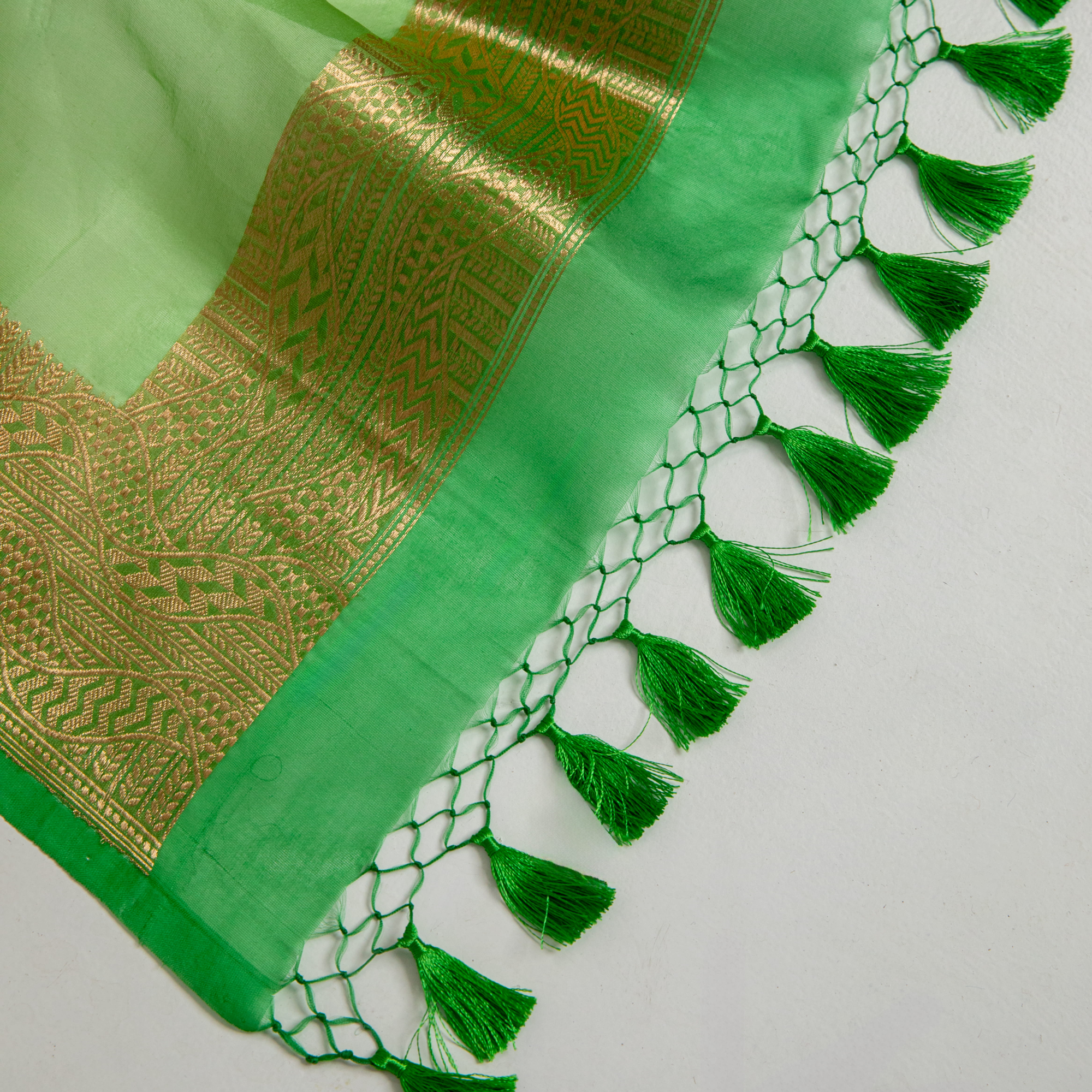 Turquoise andGreen Kora Silk Kadhwa Zari Booti Suit Material