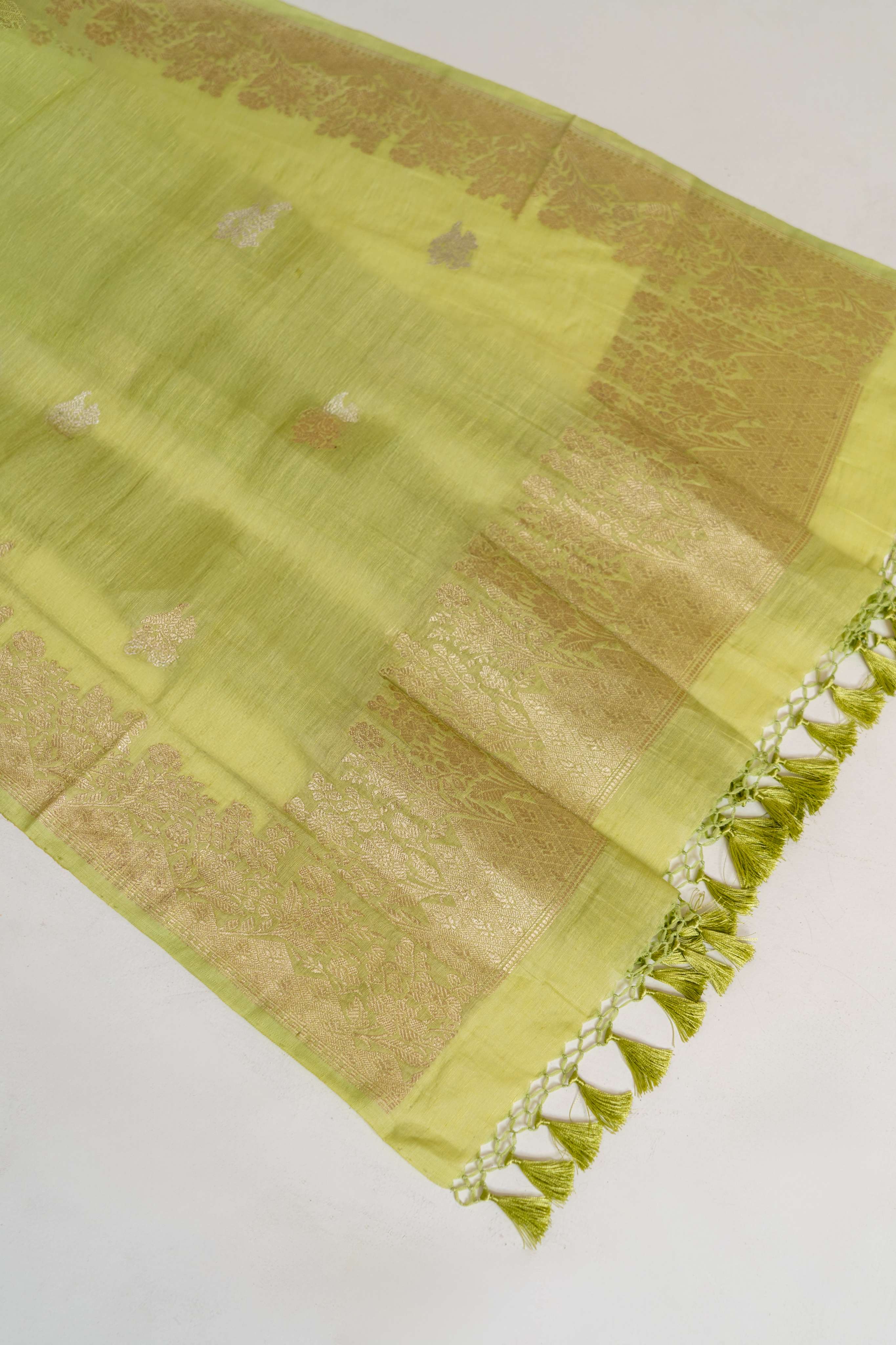 Light Pista Green Banarasi Kadhwa weaving Pure Chiffon Linen Suit