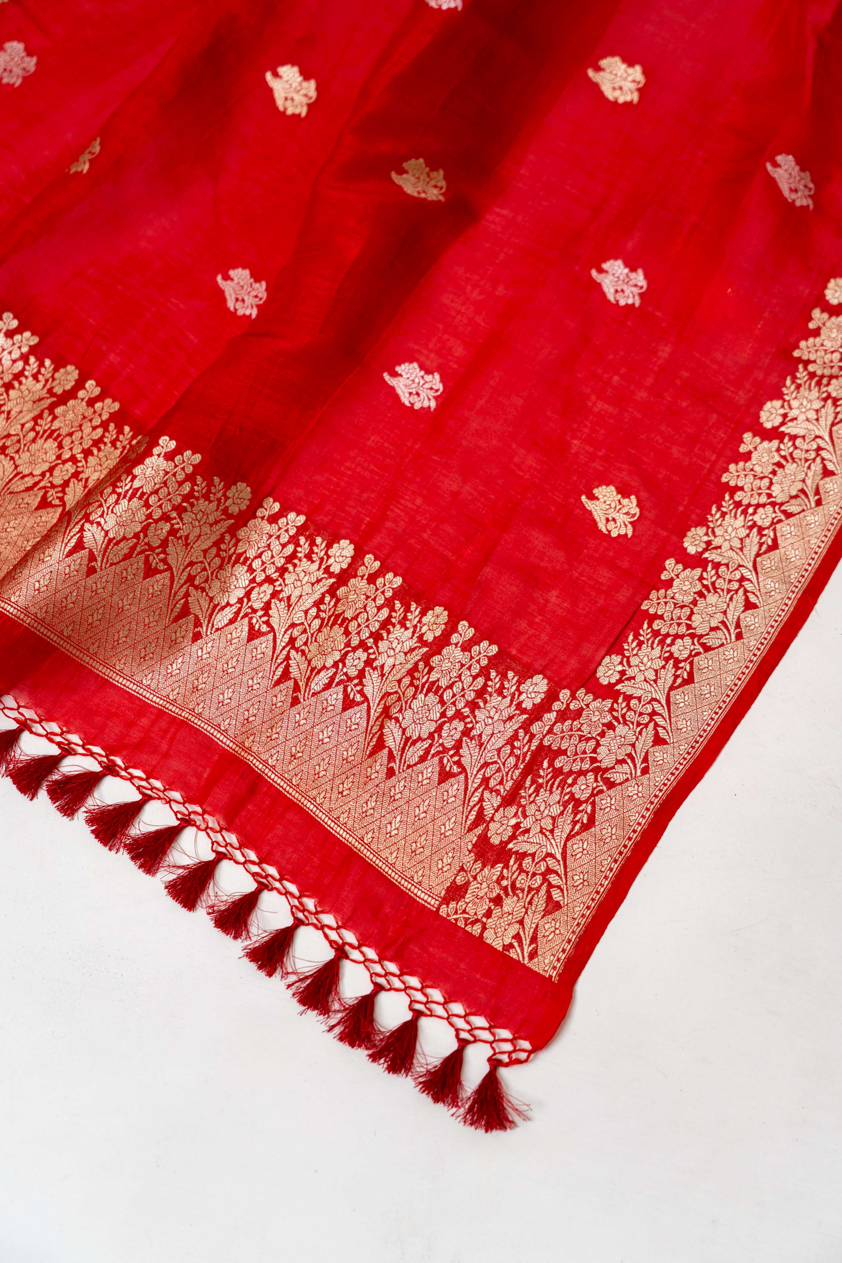 Red Banarasi Kadhwa weaving Pure Chiffon Linen Suit