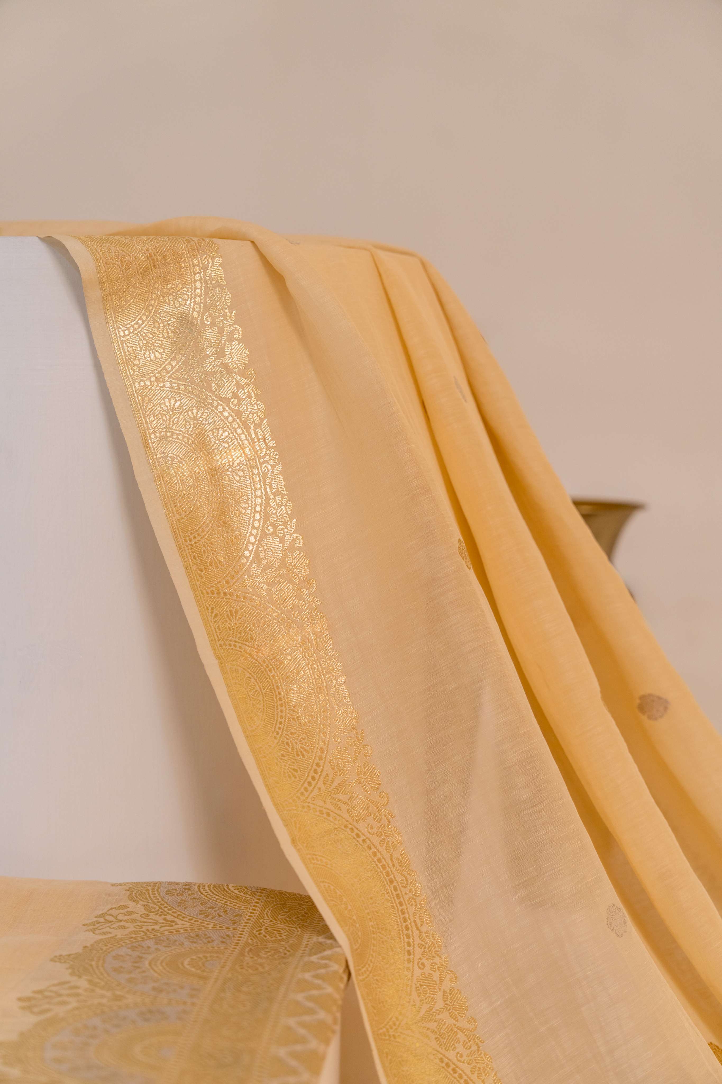 Champagne cream Banarasi Kadhwa weaving Pure Chiffon Linen Suit