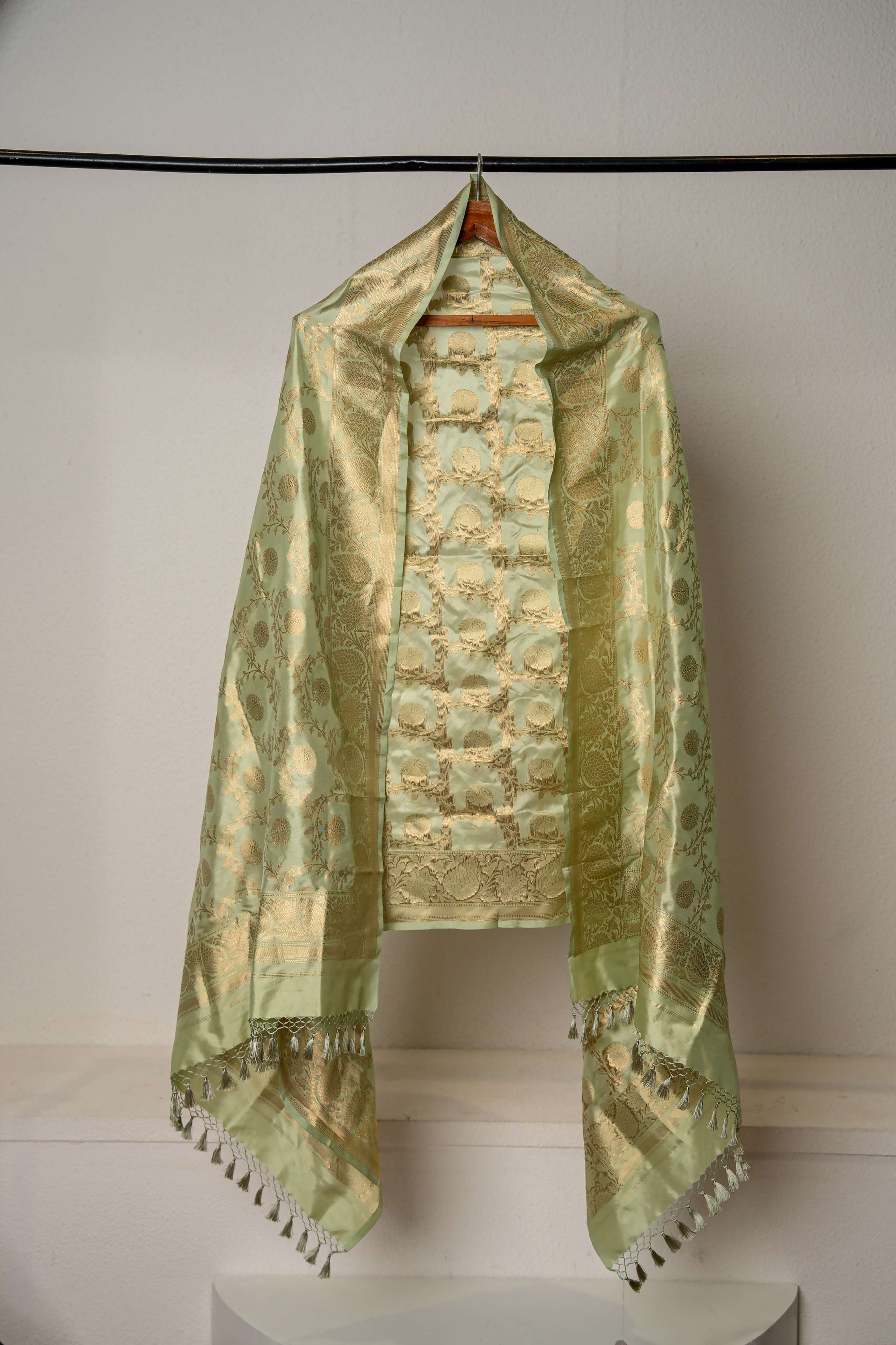 Light Pistachio Kadwa Jaal Pure Silk  Banarasi Dupatta