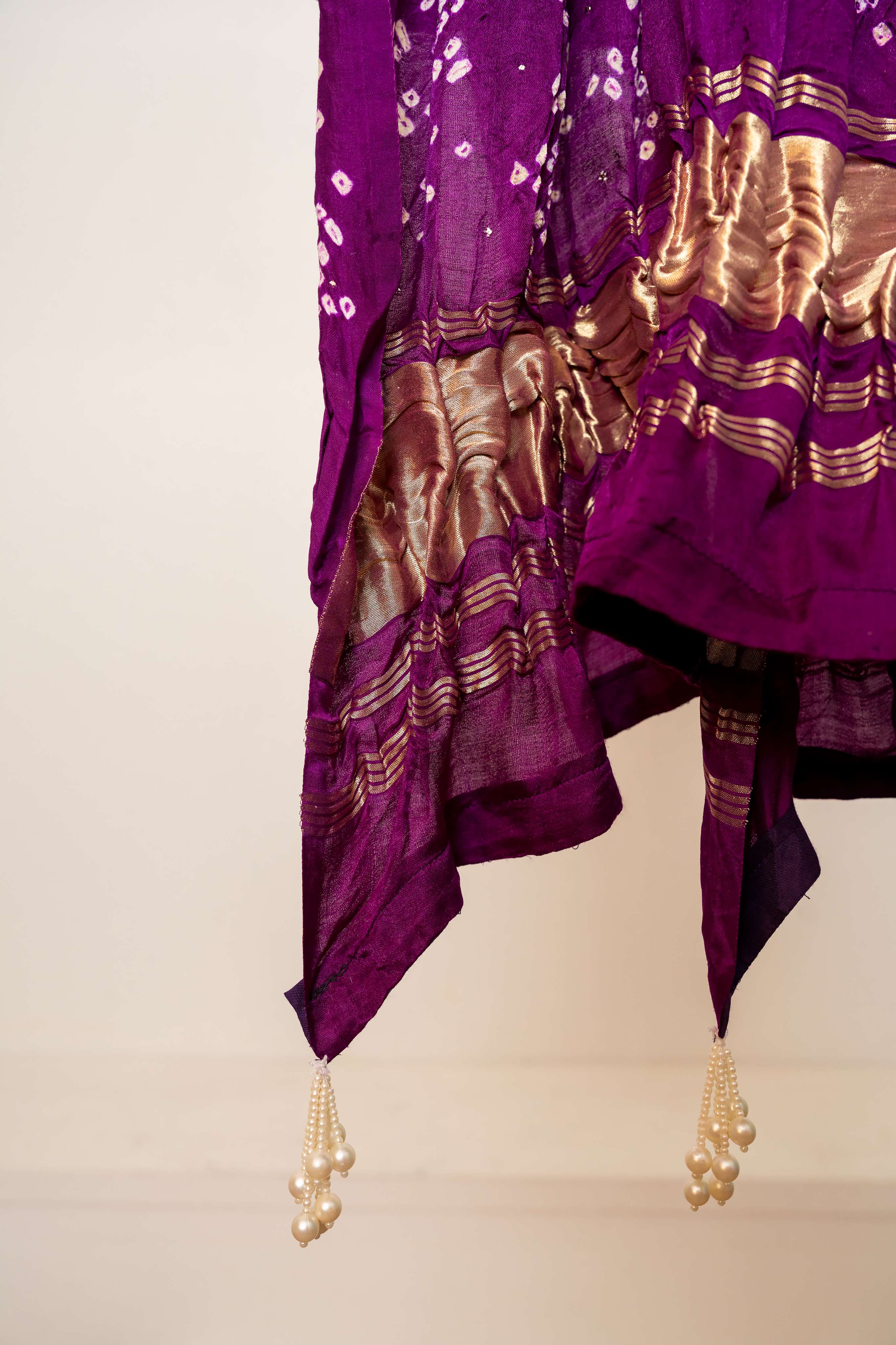 Purple and Pink Pure Gajji Silk bandhni Lakdi Patta Dupatta with Mukaish Work