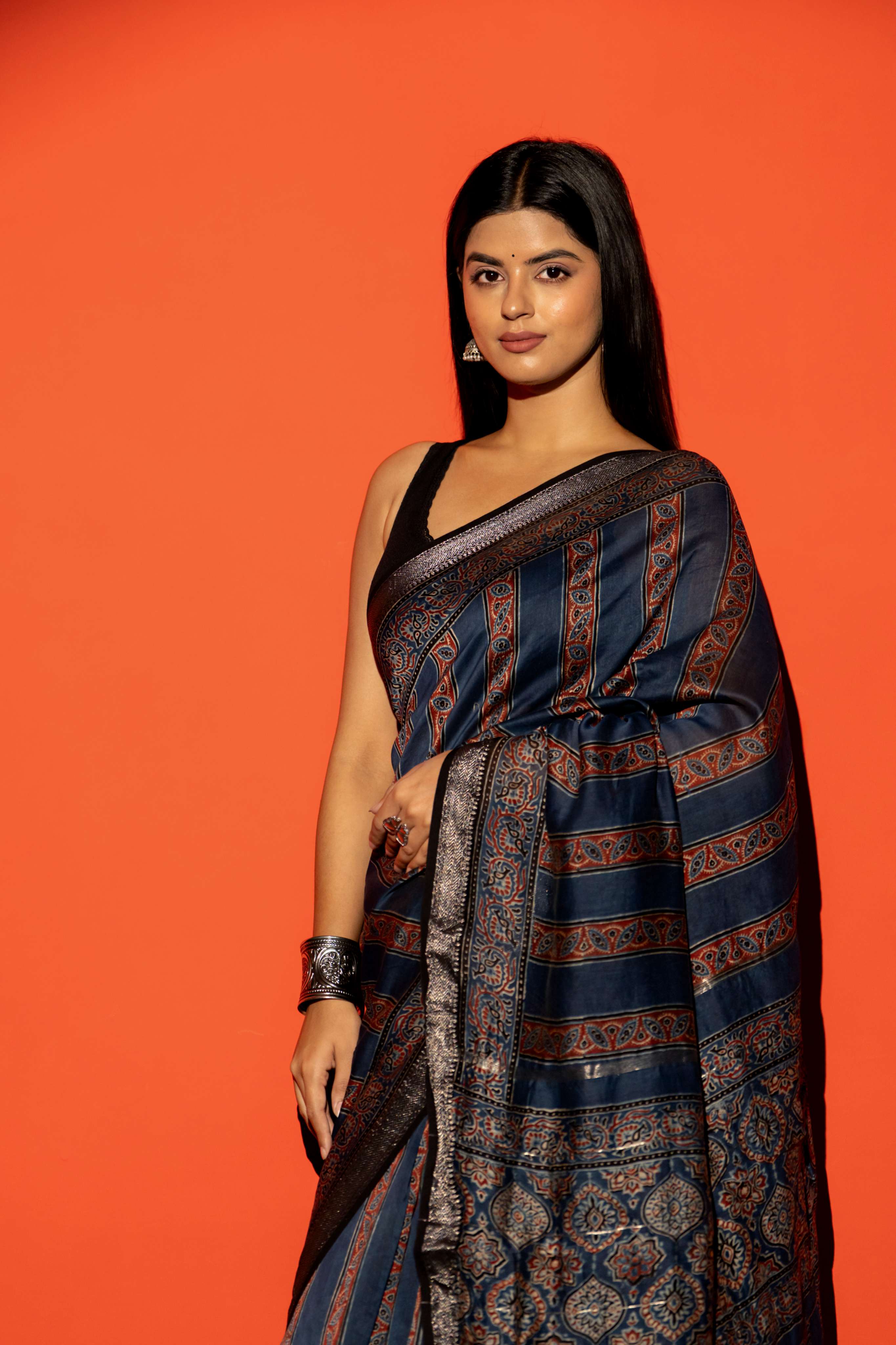 Navy Blue Stripe Ajrakh Print Maheshwari Silk Cotton Saree