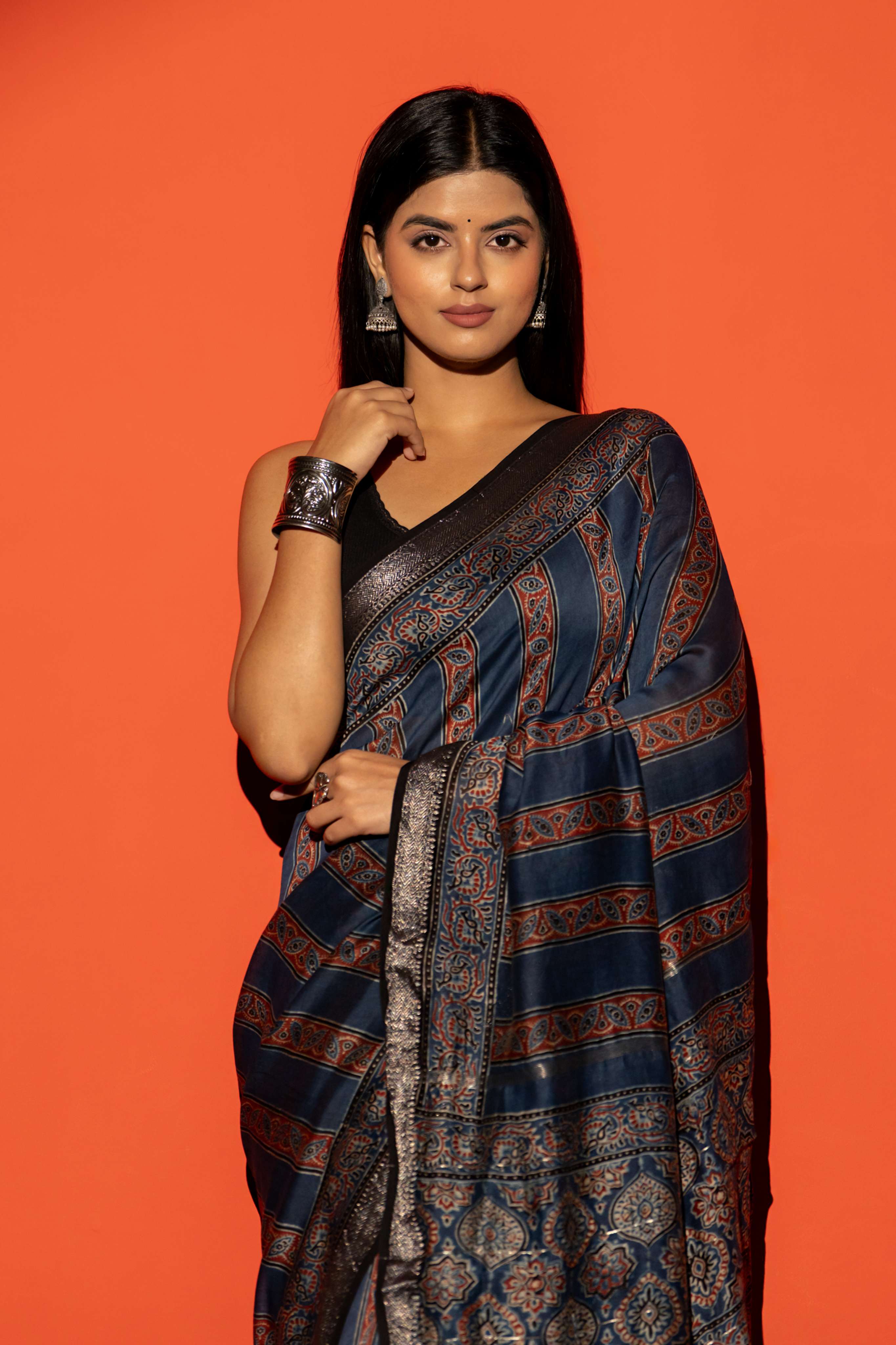 Navy Blue Stripe Ajrakh Print Maheshwari Silk Cotton Saree