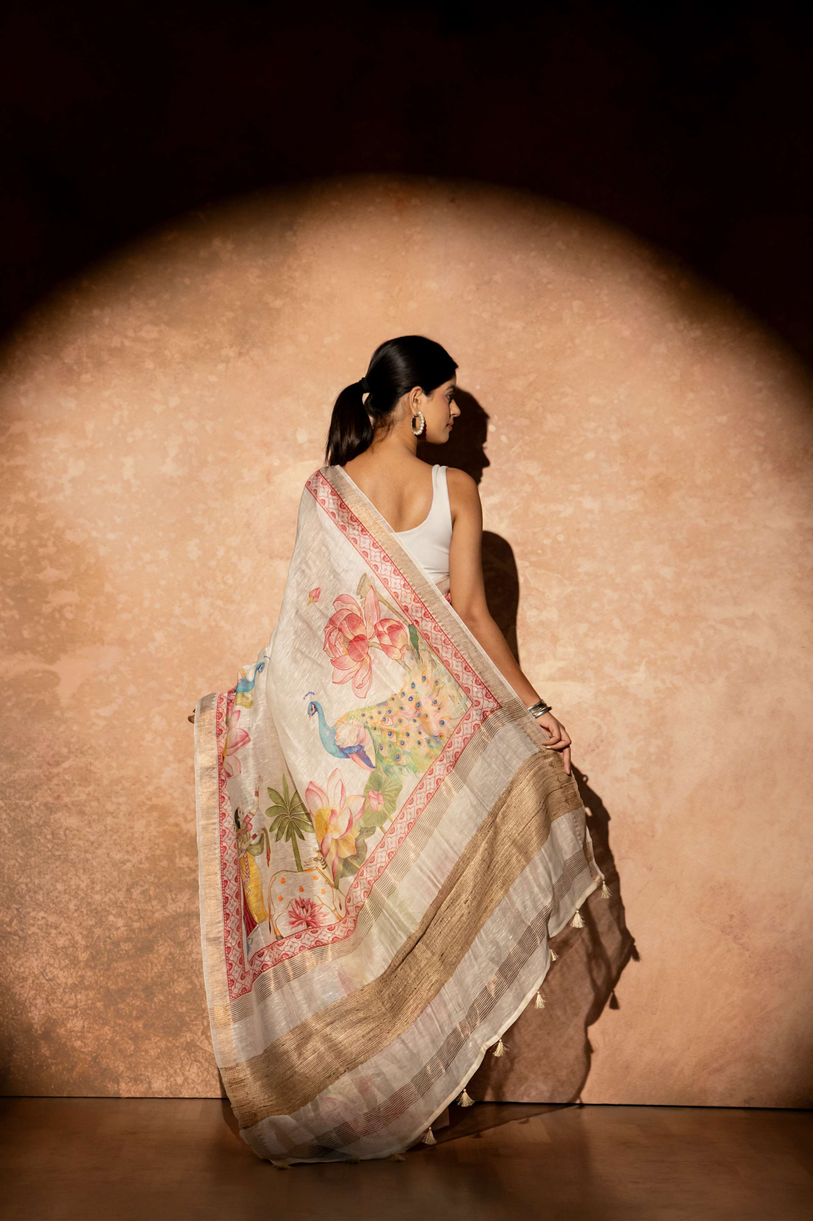 Off White Pichwai Digital Print Pure Linen Silk  Saree witht Tussar Border and Pallu